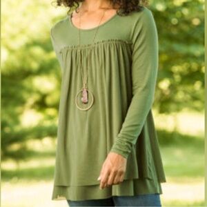MATILDA JANE A New Leaf Green Tulle Layered Longsleeve Stretchy Jersey Tunic Top